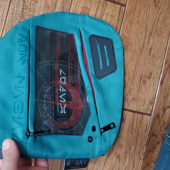 Star Wars Cassian Andor Teal and Gray Crossbody Sling Bag - Picture 3 of 6